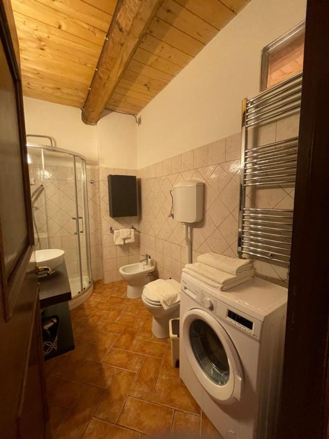 Il Borghetto Medievale Suite Fabriano Eksteriør bilde
